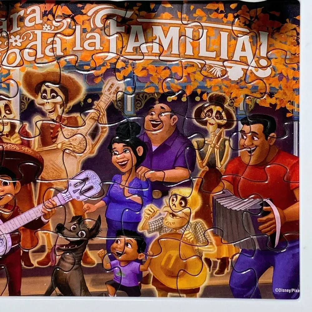 Disney Pixar Coco Light-Up Billboard Mini Puzzle Jigsaw 50 pieces Lights Work!